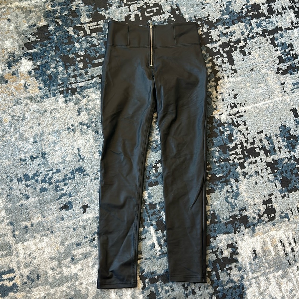 Freddy High Waist Eco Leather Effect - Black